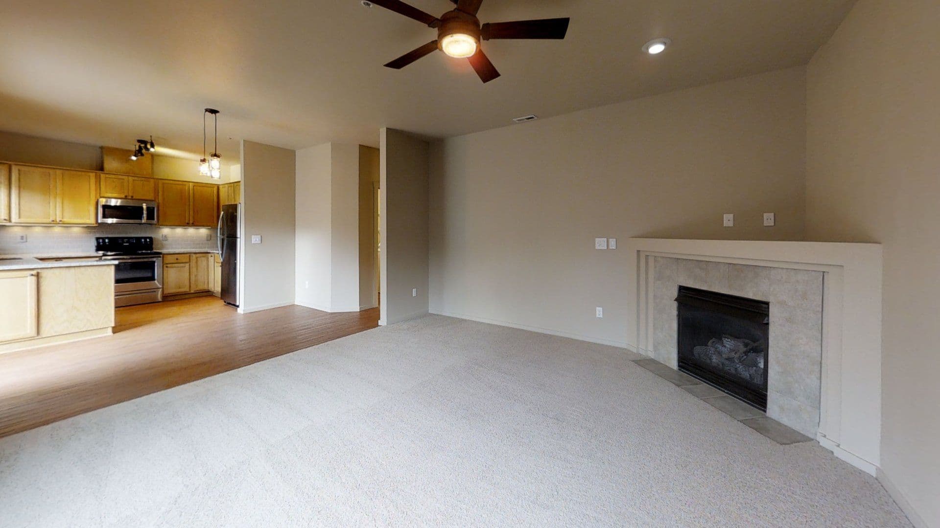 One Lake Place (OLP) 3 of 11