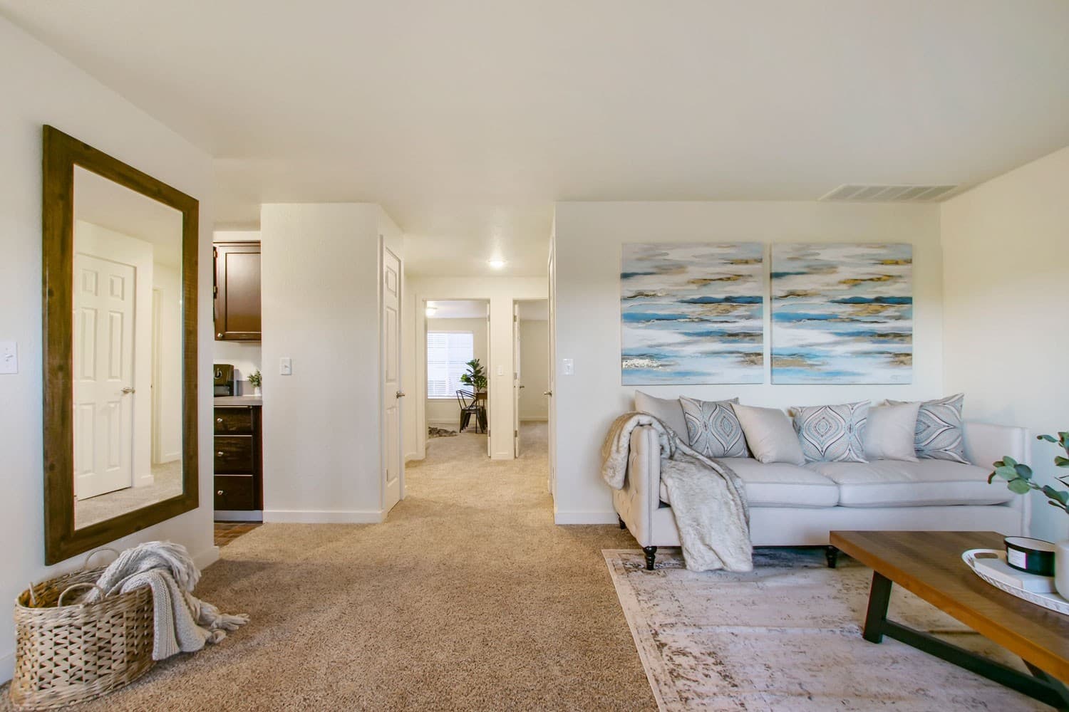 River View Apartments 4 of 15