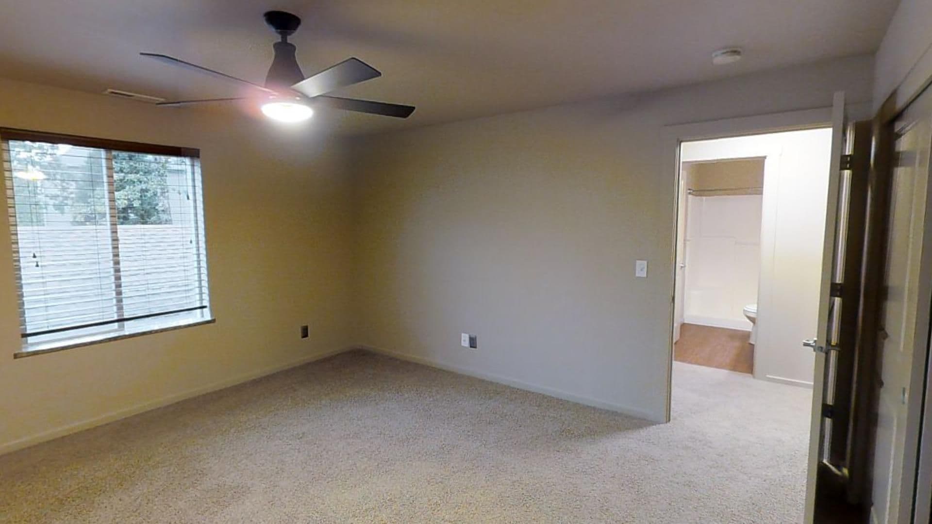 One Lake Place (OLP) 11 of 25