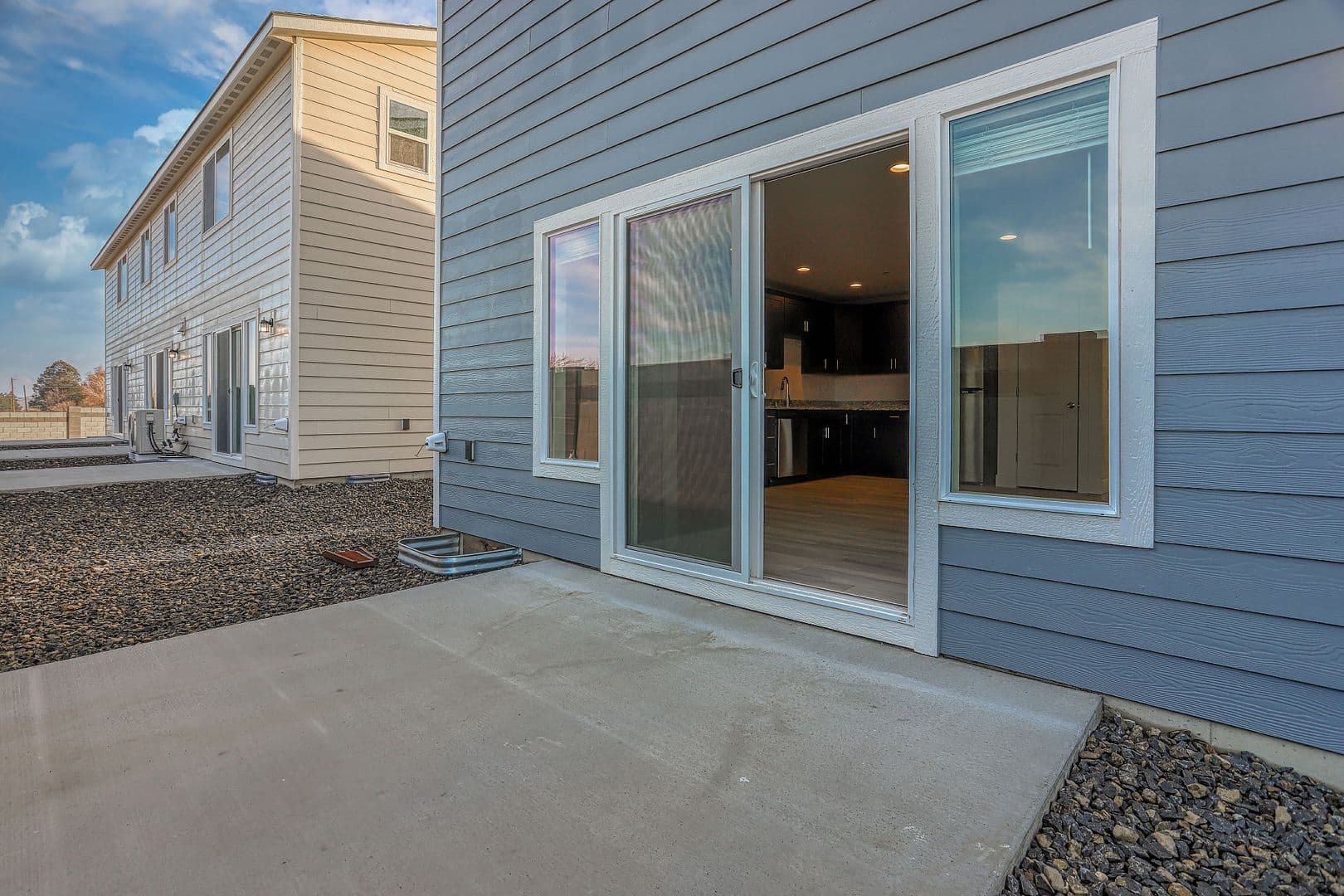 1 month FREE rent! Call to find out howFind out how! 76 of 77