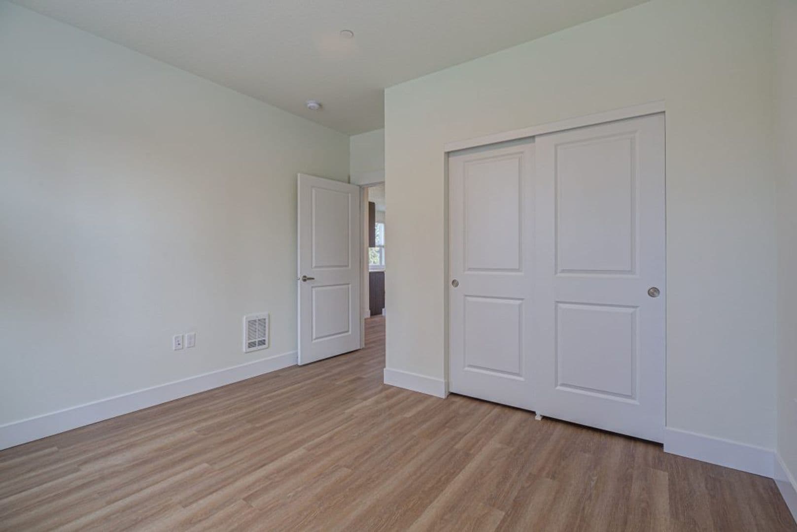 Bridger Court Apartments 9 of 16