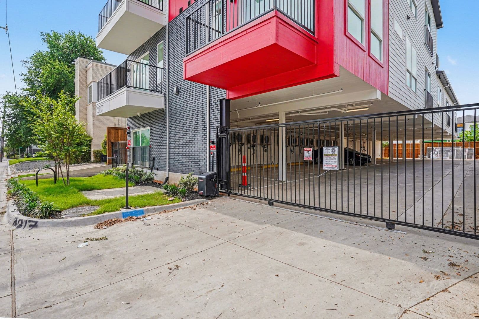 2217 N Fitzhugh Avenue #101 43 of 55