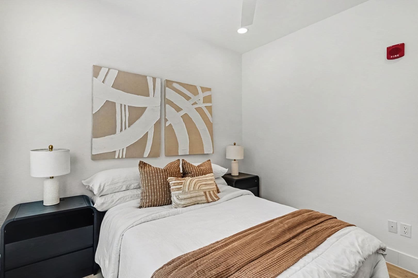 2217 N Fitzhugh Avenue #101 25 of 55