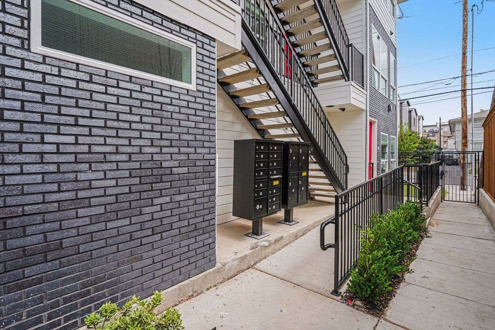 2217 N Fitzhugh Avenue #101 44 of 44