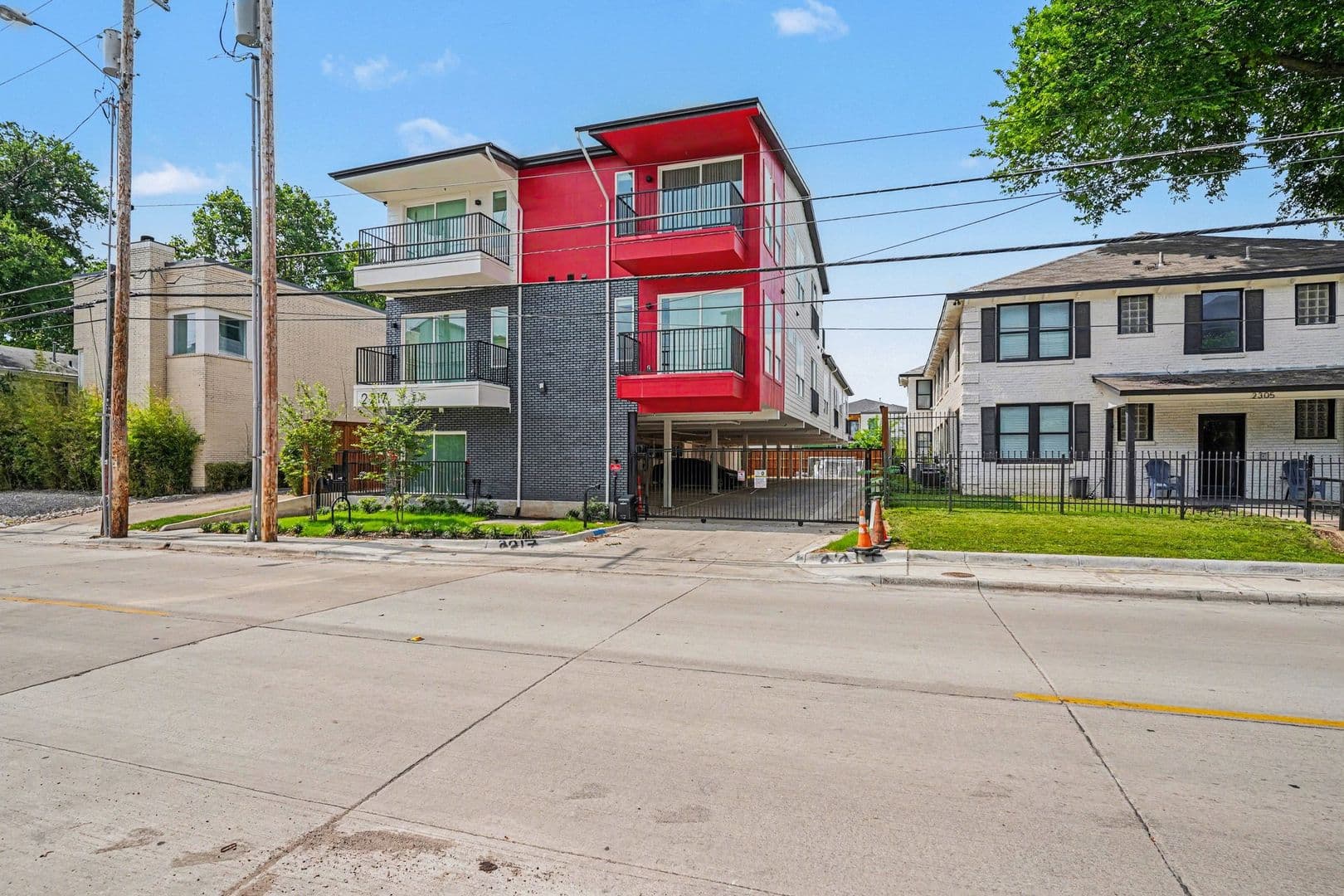 2217 N Fitzhugh Avenue #101 31 of 44