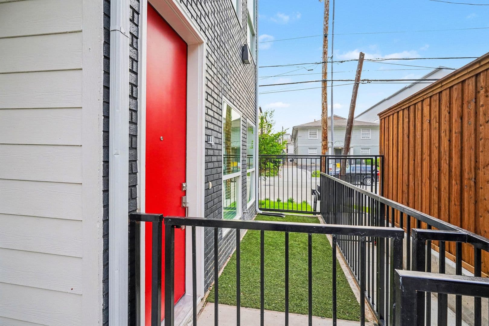 2217 N Fitzhugh Avenue #101 8 of 55