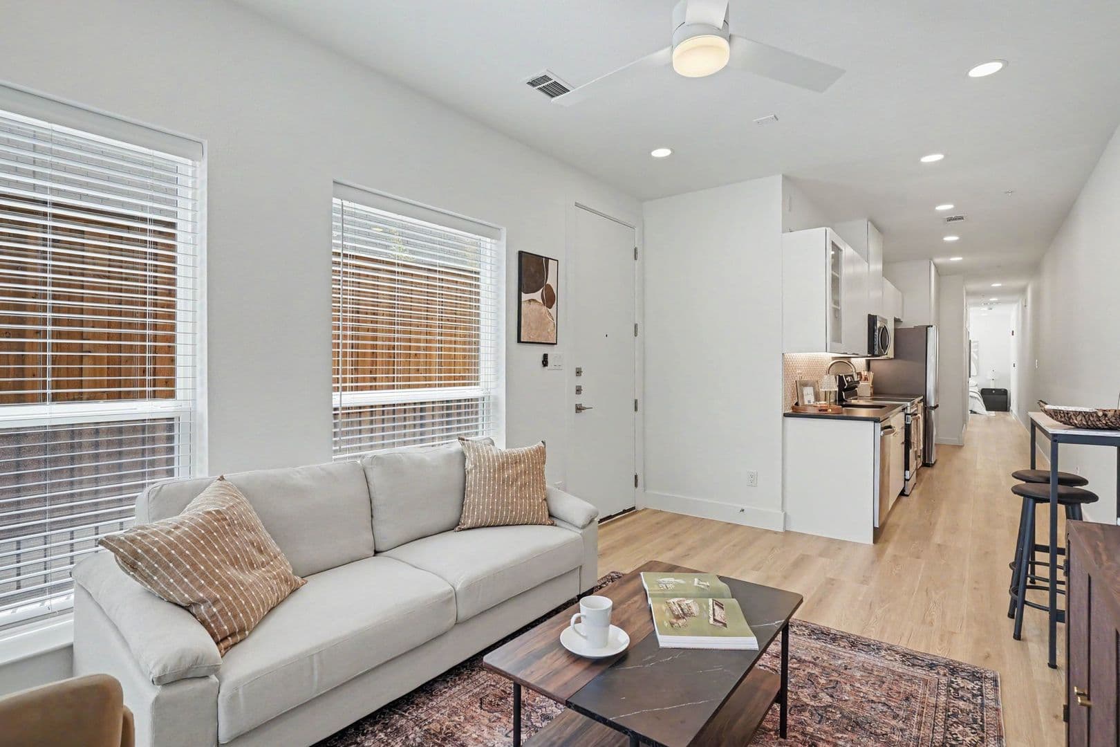 2217 N Fitzhugh Avenue #101 15 of 55