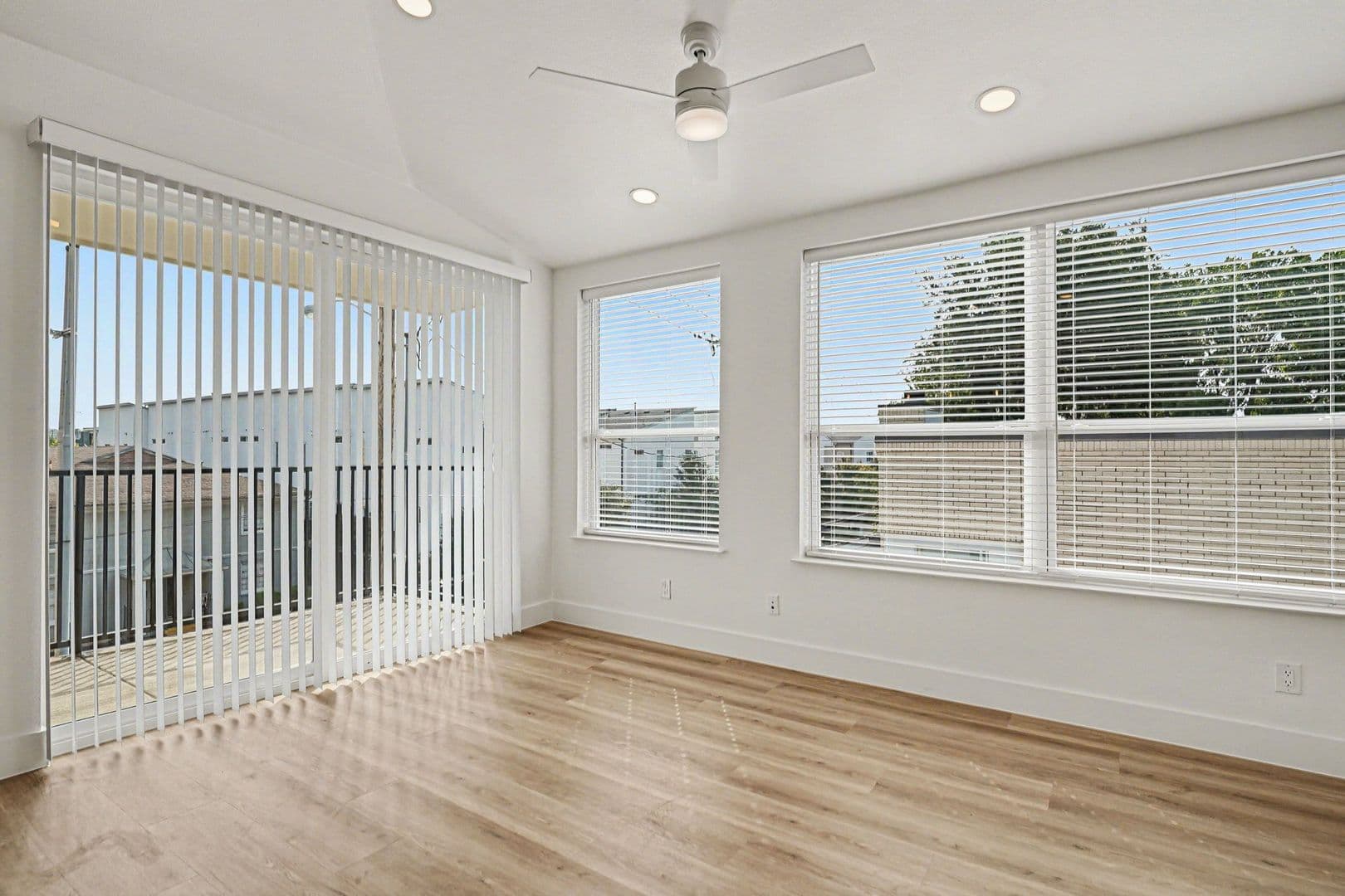 2217 N Fitzhugh Avenue #101 22 of 44