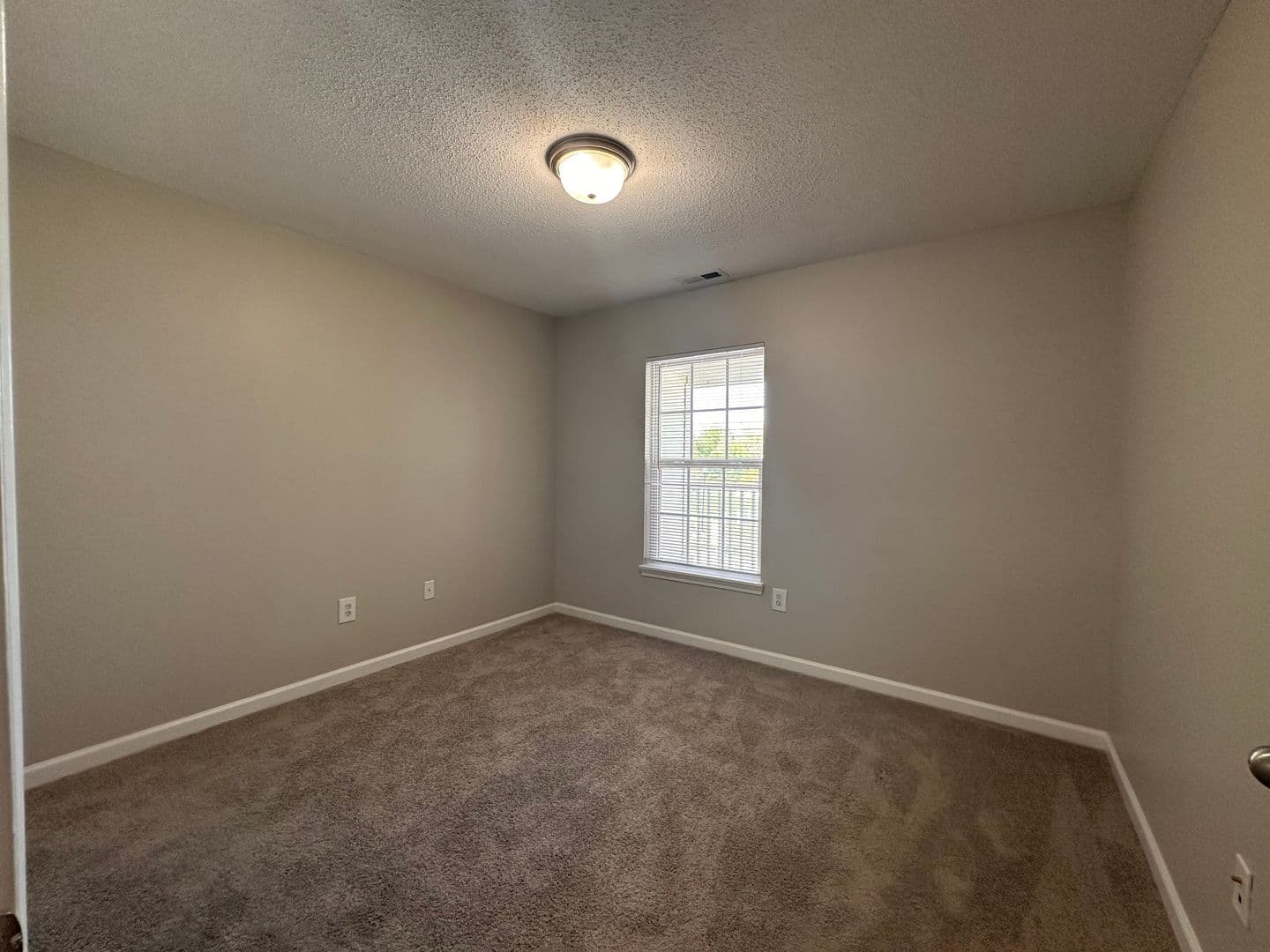 Trafalgar Pointe Apartments 22 of 27