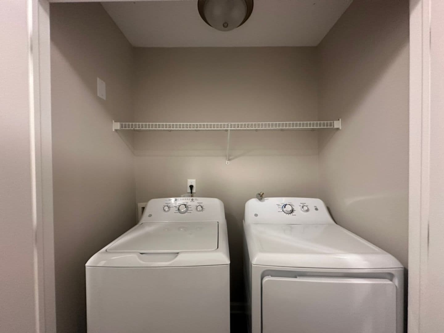 Trafalgar Pointe Apartments 14 of 27