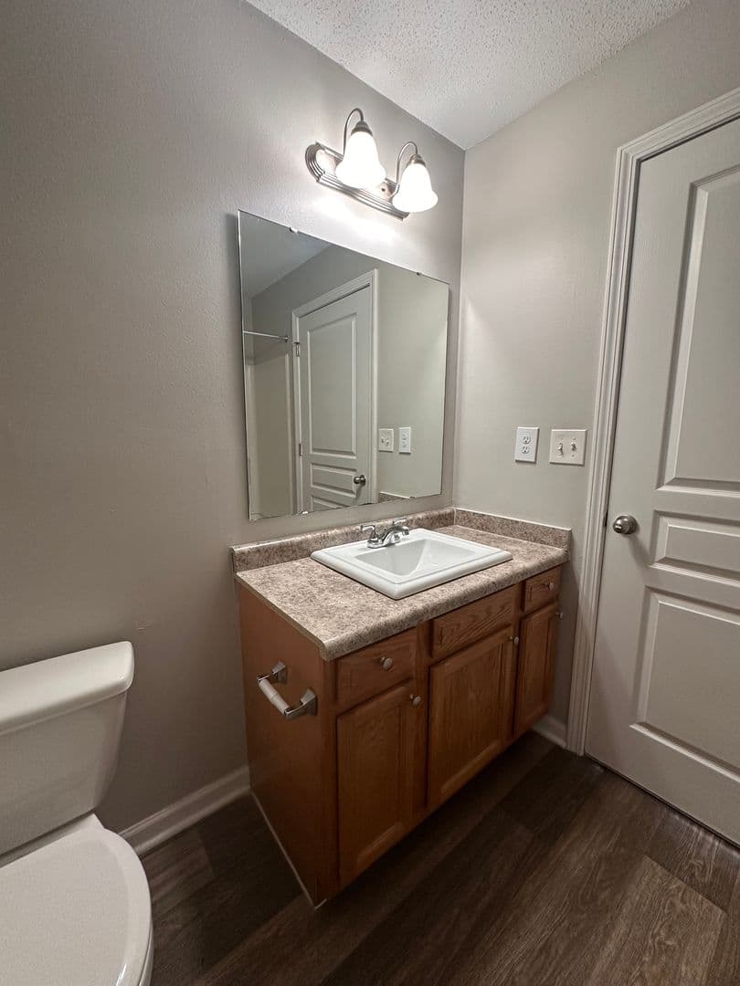 Trafalgar Pointe Apartments 26 of 27