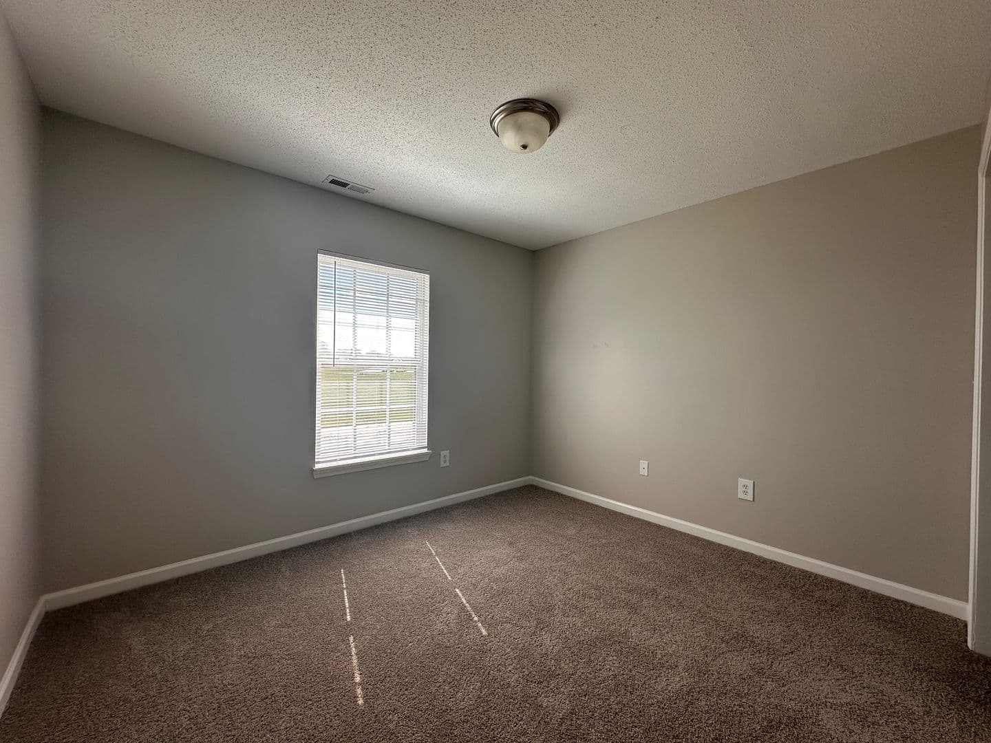 Trafalgar Pointe Apartments 18 of 27