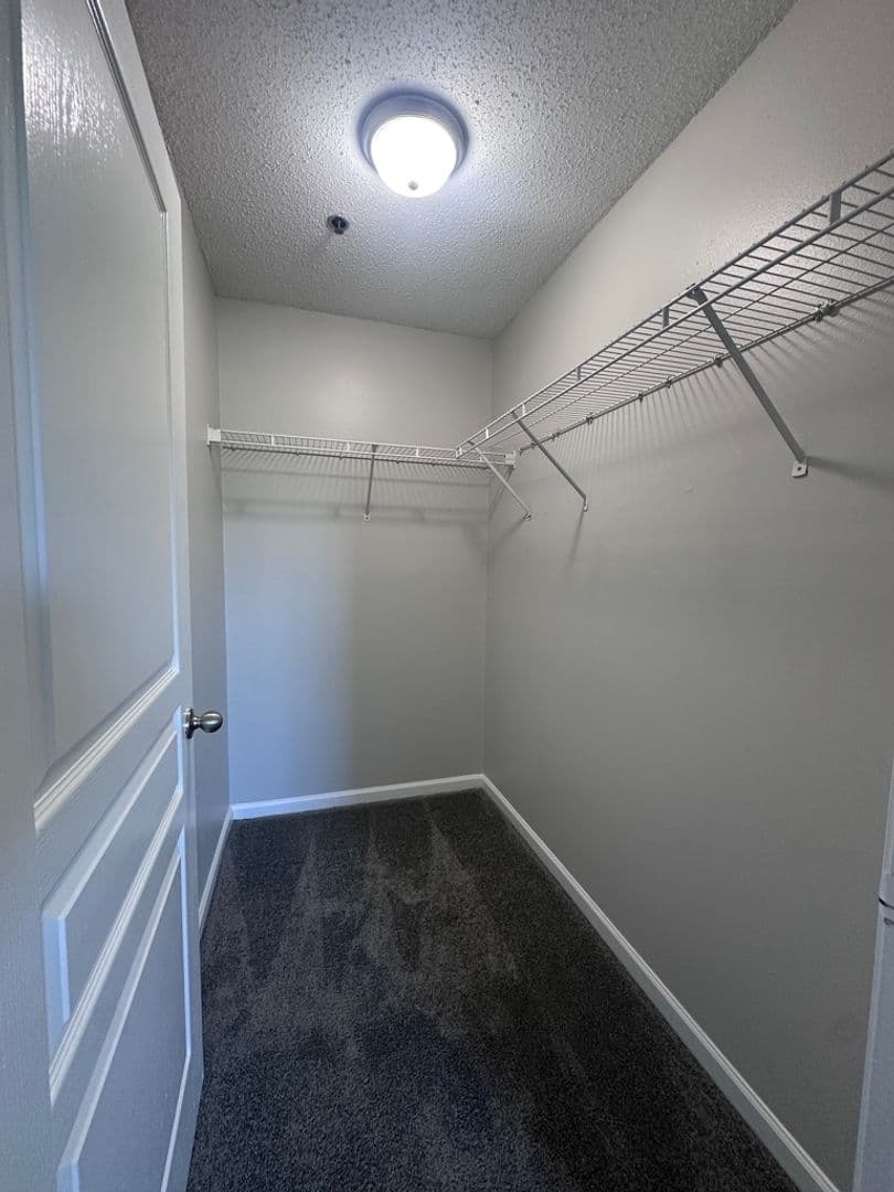 Trafalgar Pointe Apartments 10 of 10