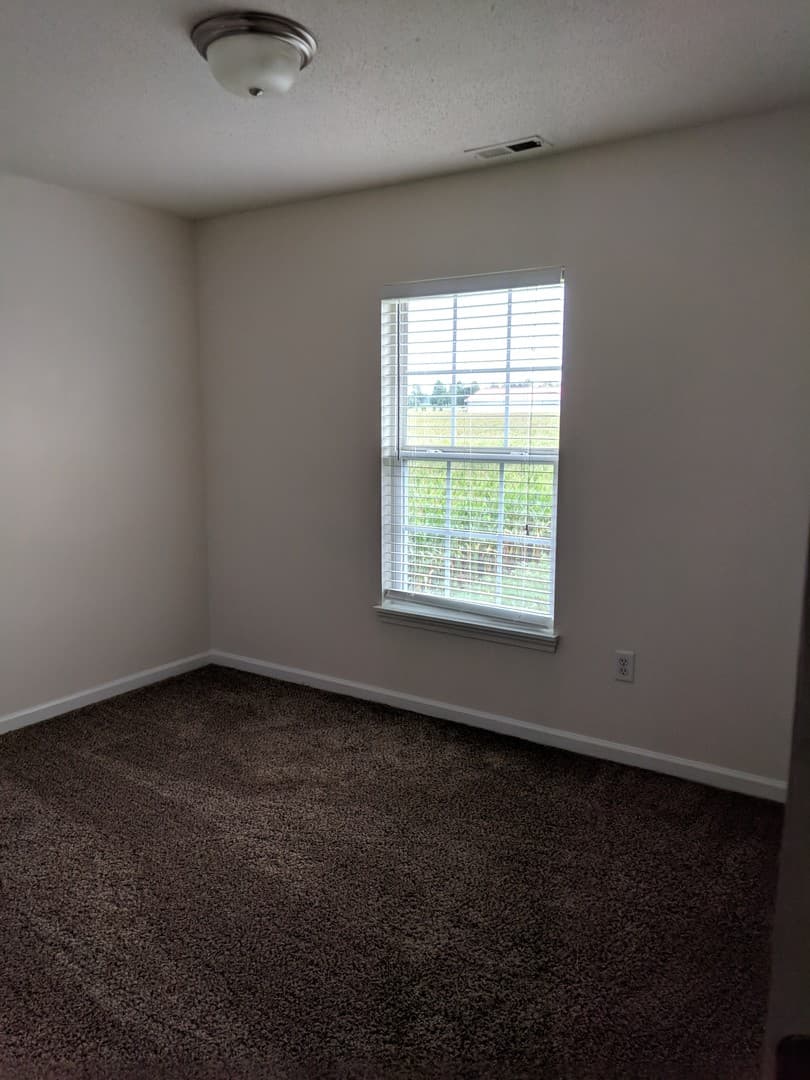 Trafalgar Pointe Apartments 9 of 10
