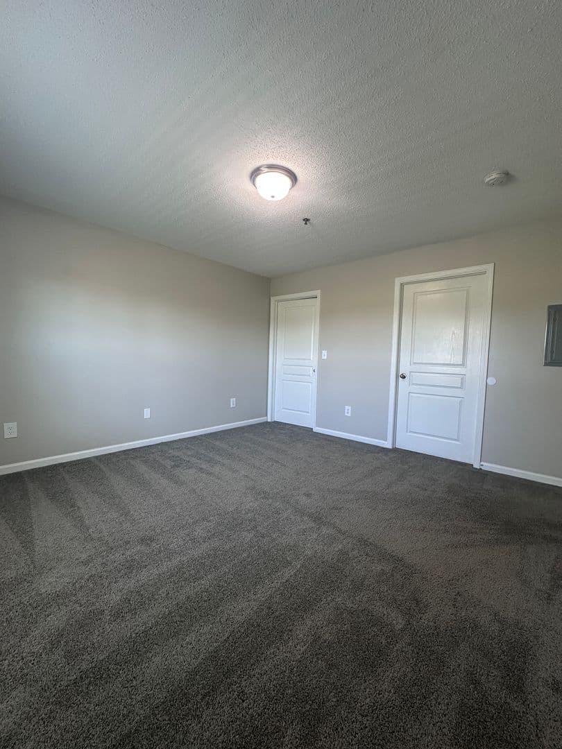Trafalgar Pointe Apartments 11 of 14