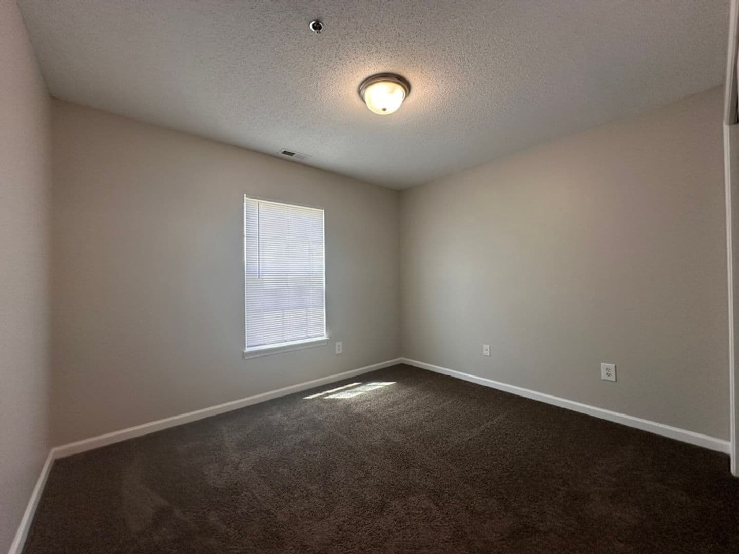 Trafalgar Pointe Apartments 17 of 27