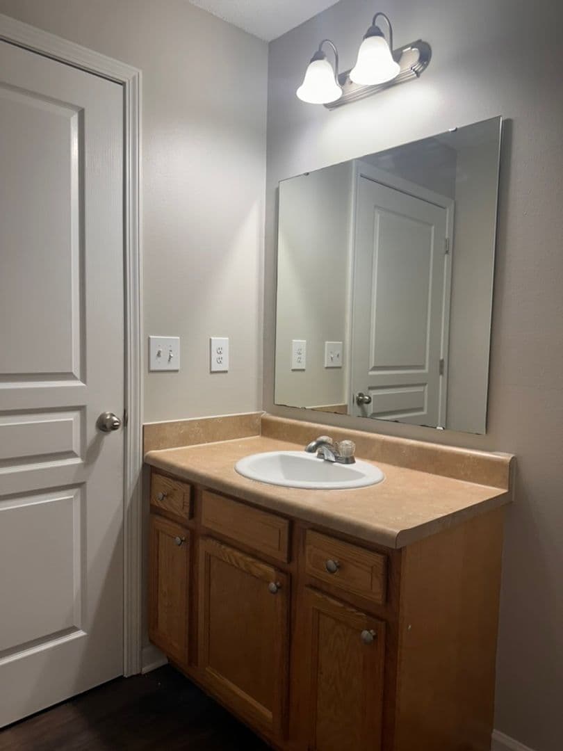 Trafalgar Pointe Apartments 12 of 27