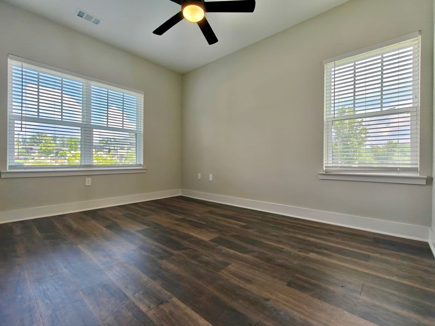 Treesort Luxury Living 331 of 401