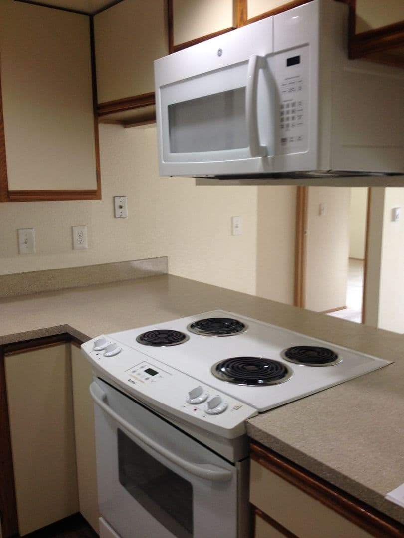 University Court Apartments 2 of 11
