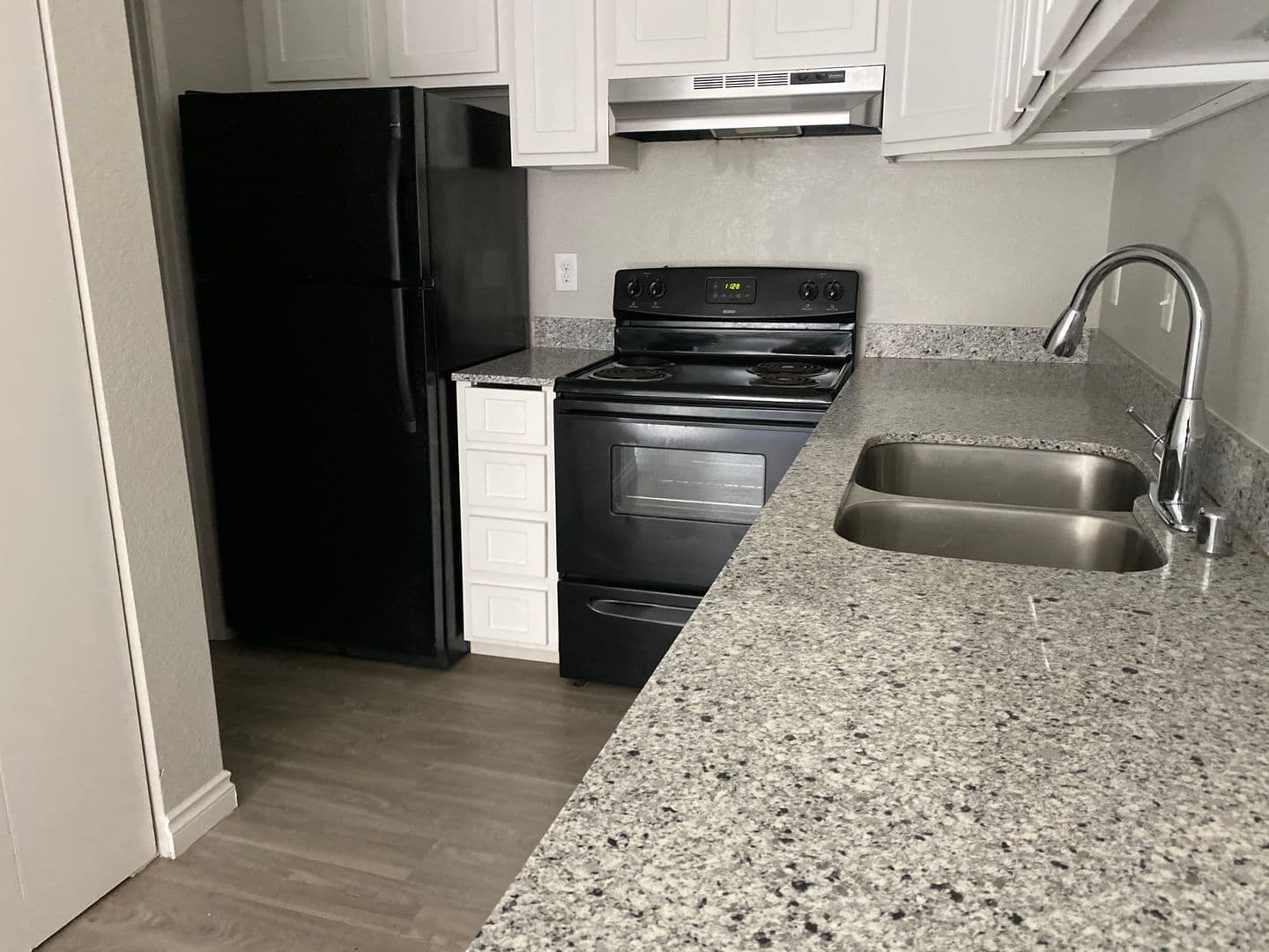 Westwood Apartments 6 of 29
