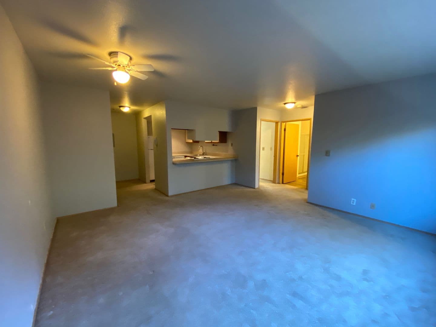 University Court Apartments 9 of 16