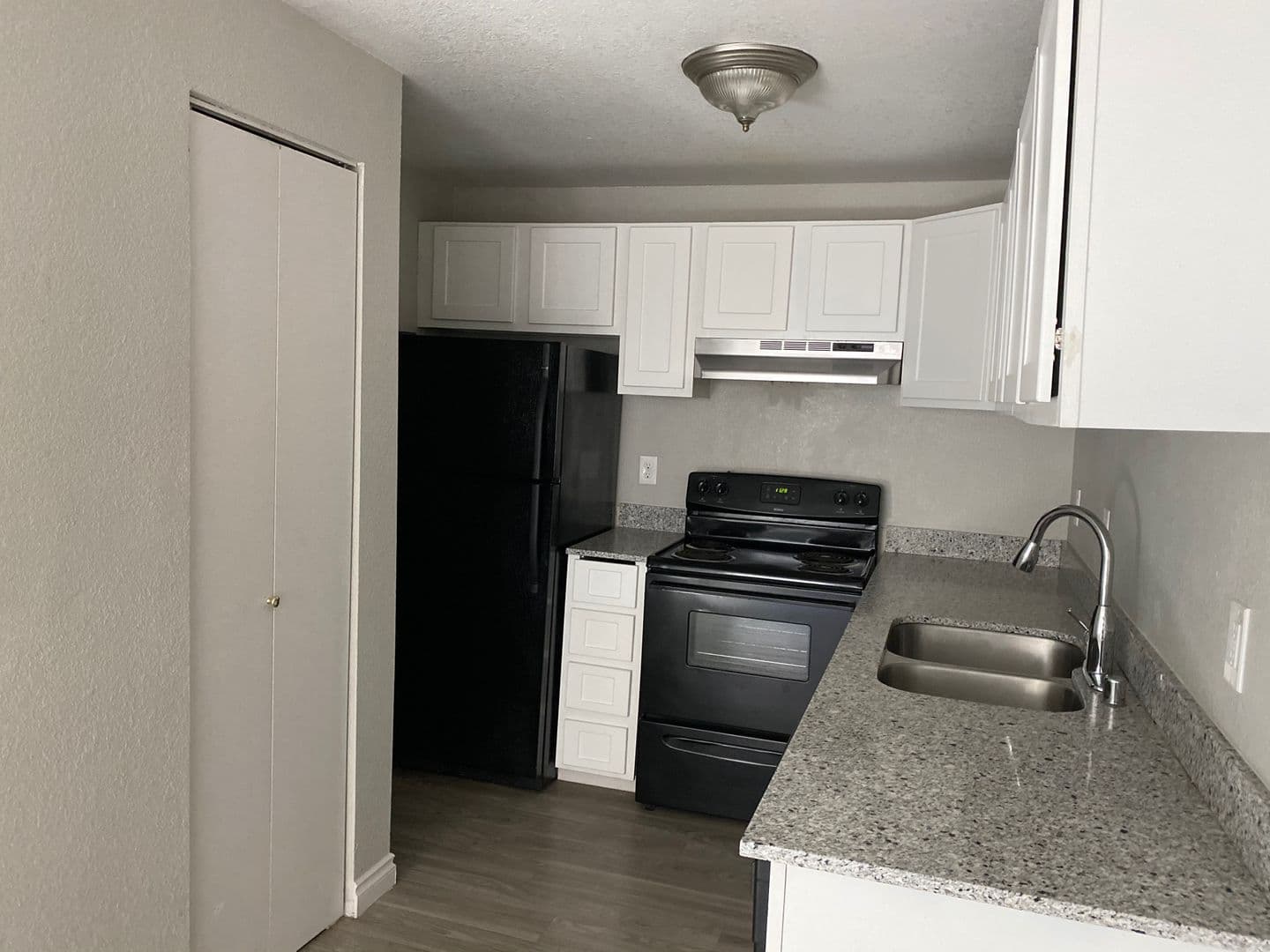 Westwood Apartments 5 of 29