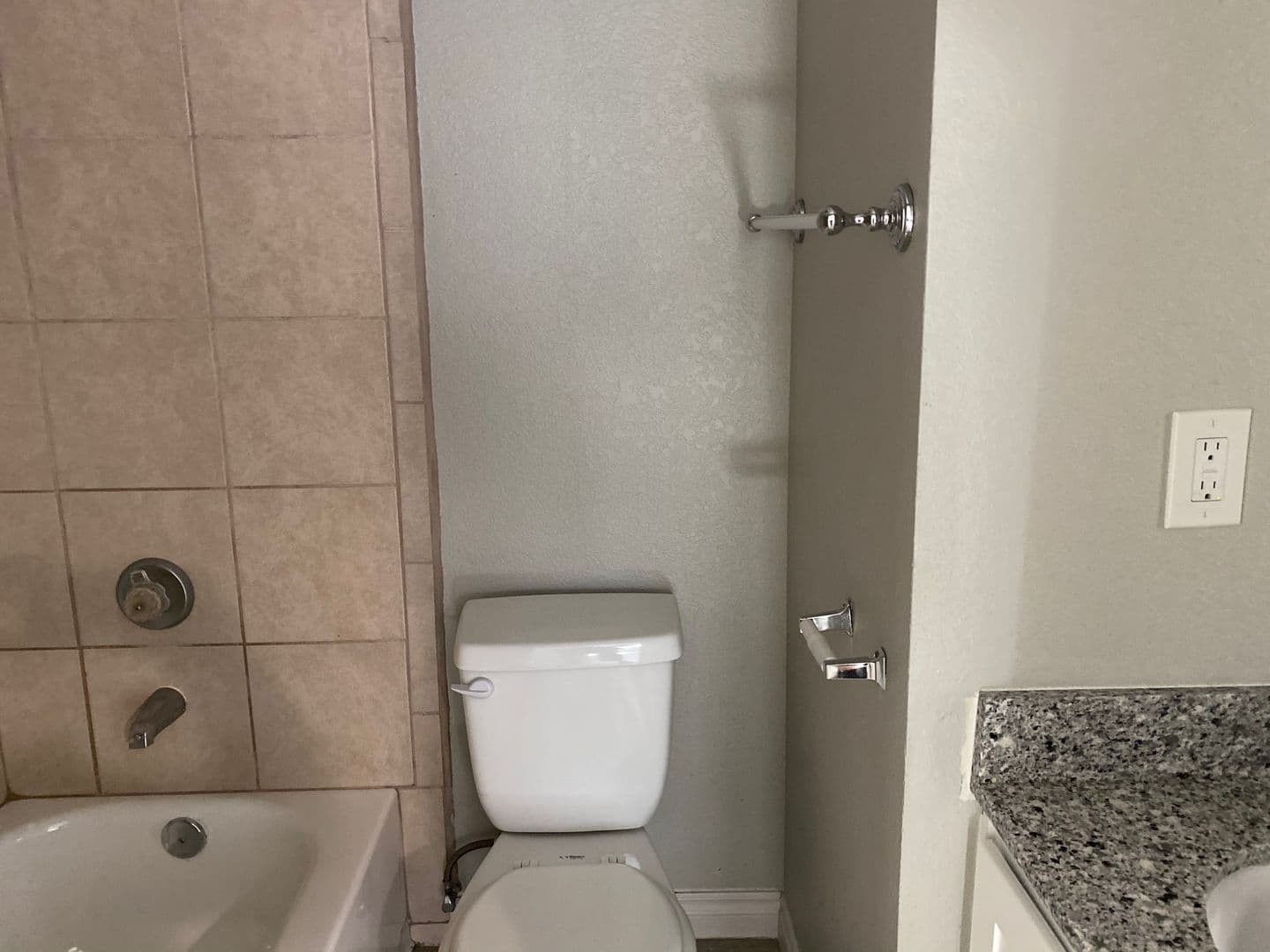 Westwood Apartments 27 of 29