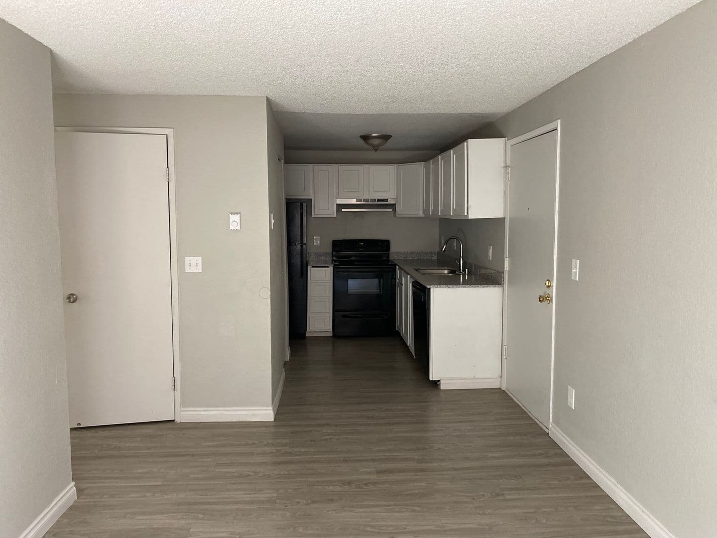 Westwood Apartments 9 of 29