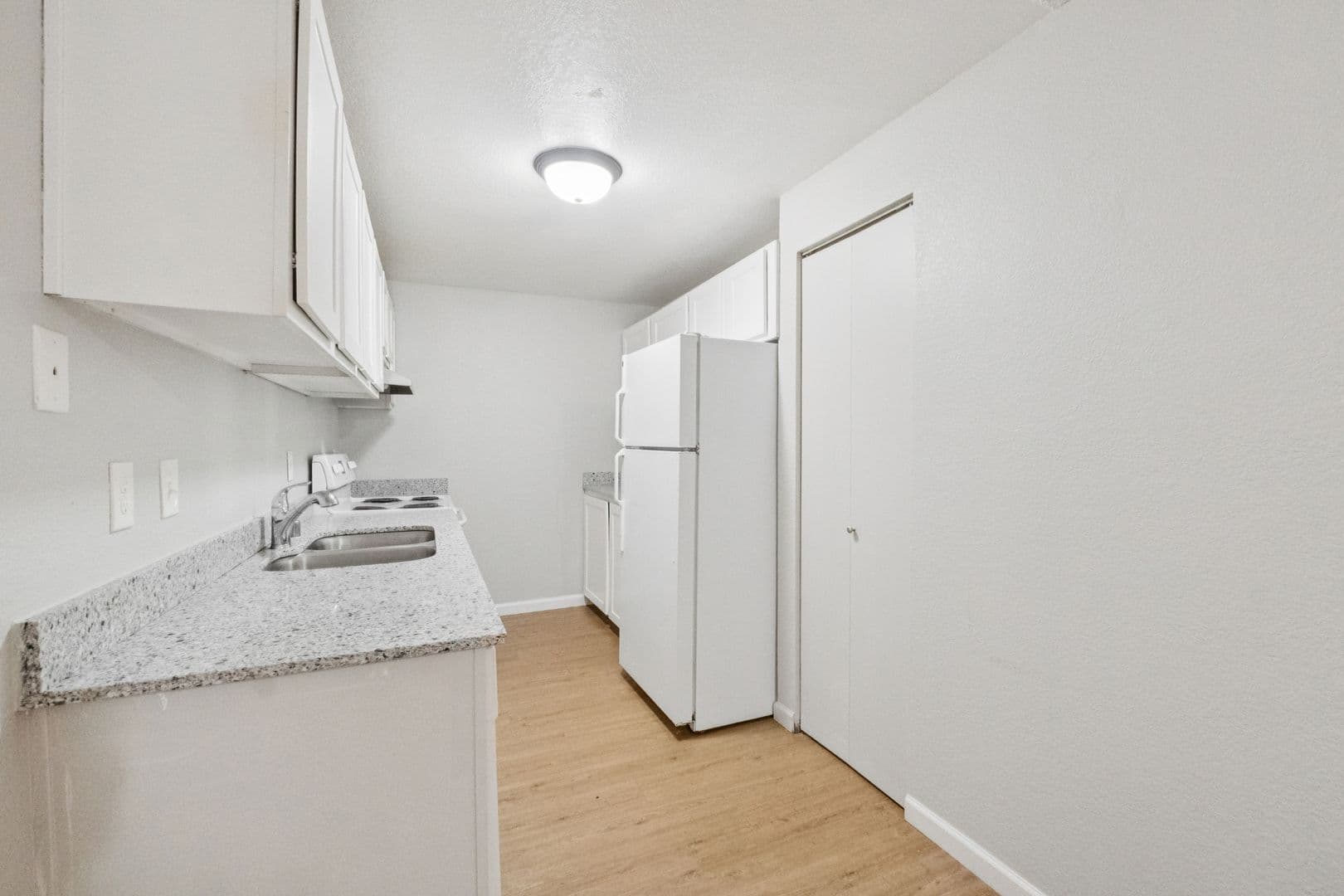 Westwood Apartments 4 of 11