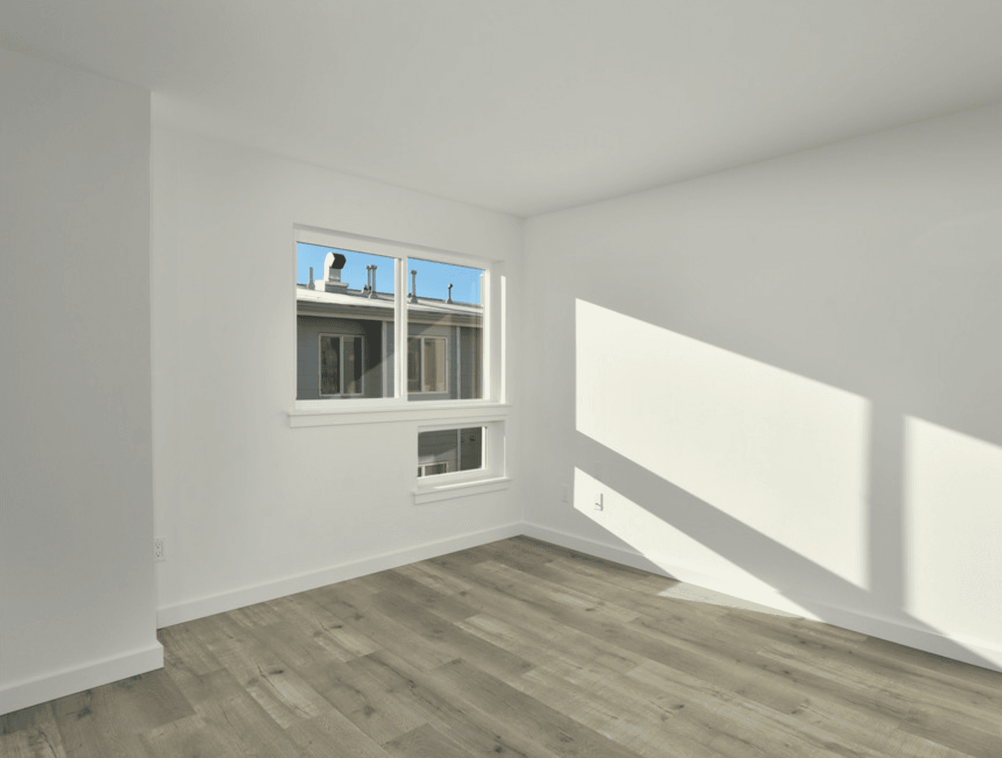 U20 Apartments 4536 20th Ave NE 7 of 24