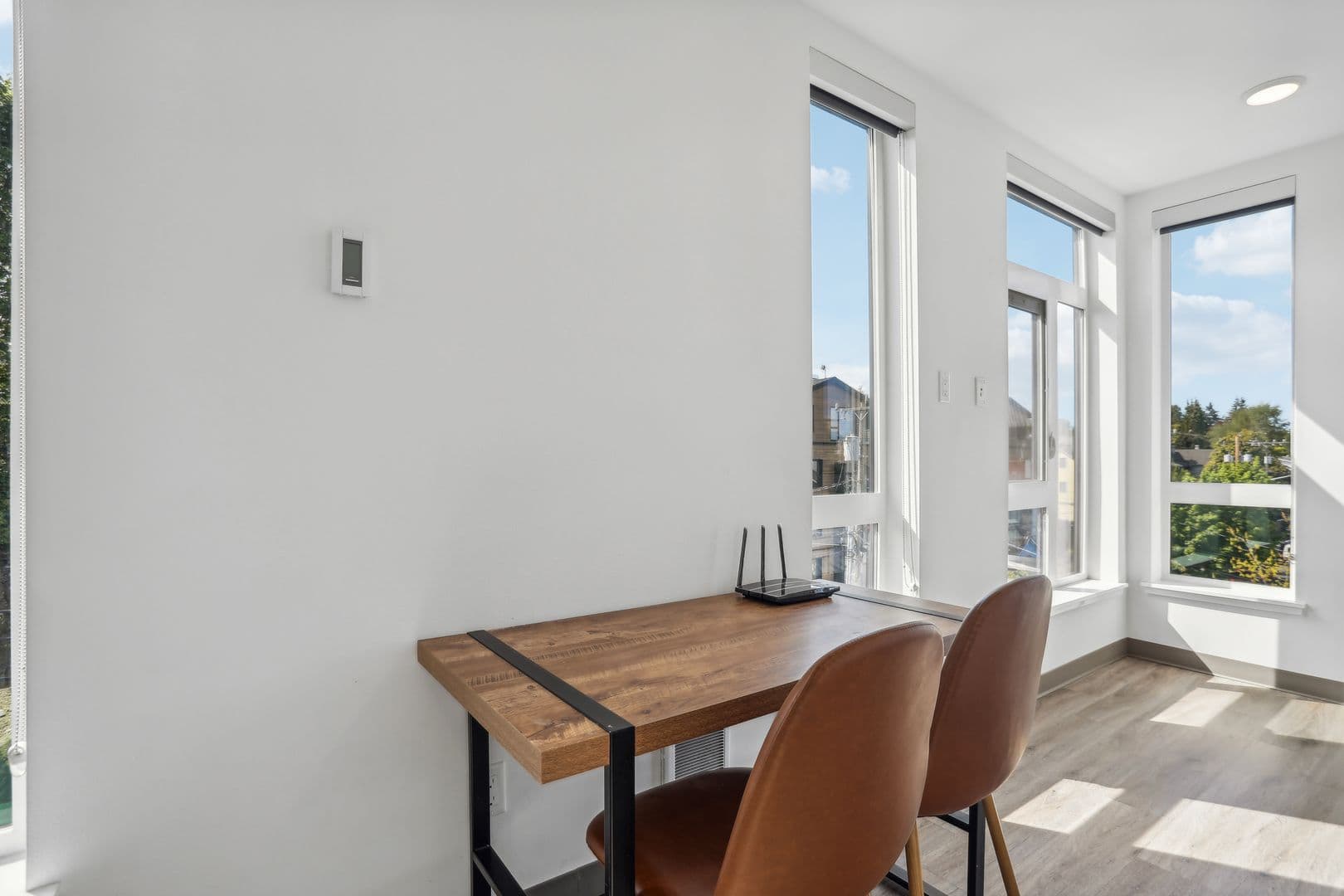 PM - Fifty-Two Apartments 9 of 20