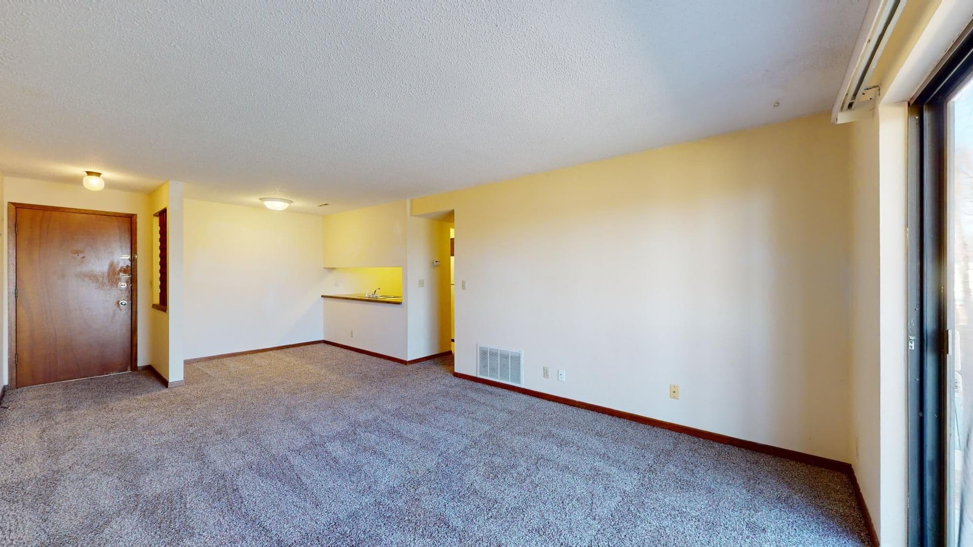 3500 Grand Ave 2 of 14