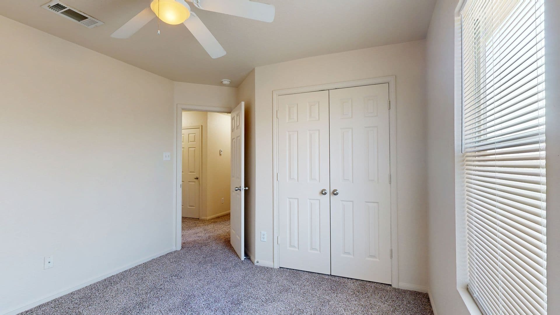 3500 Catalina Drive 11 of 23