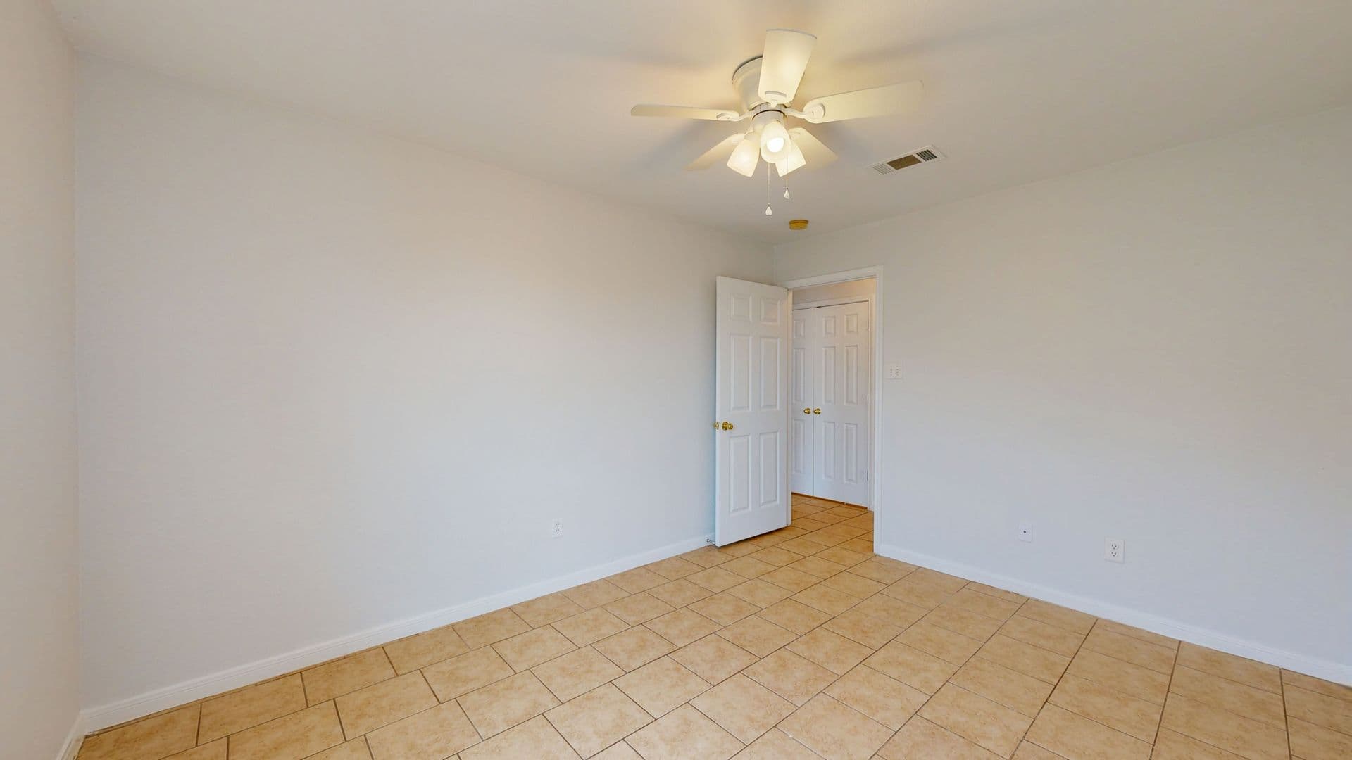 316 Cedar Ridge #B 14 of 17
