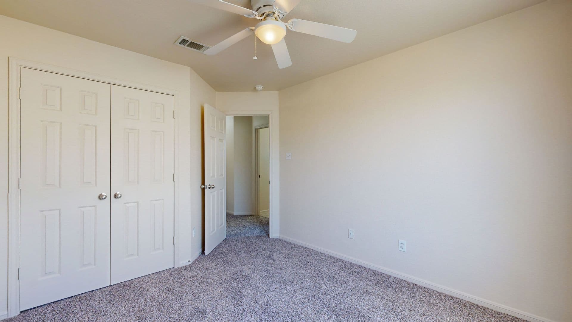 3500 Catalina Drive 10 of 23
