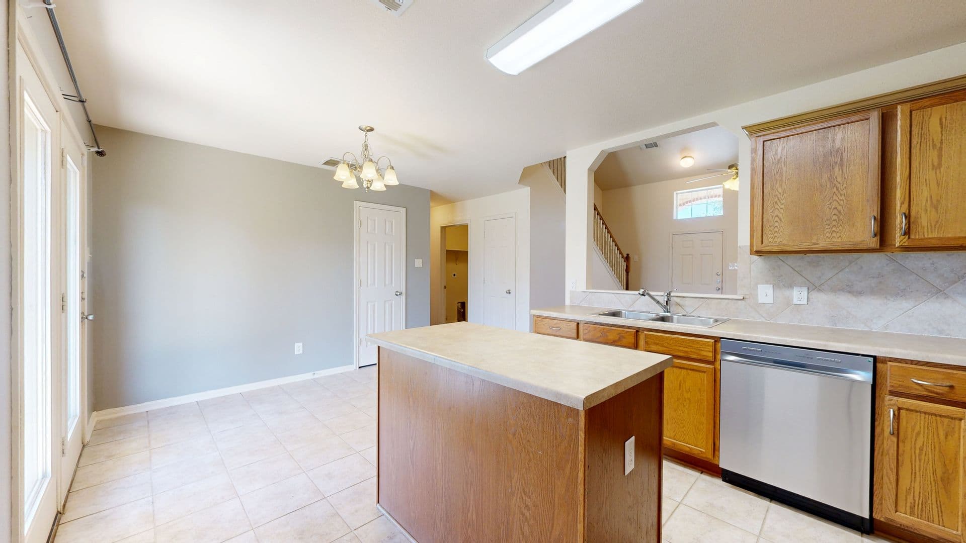 3500 Catalina Drive 19 of 23