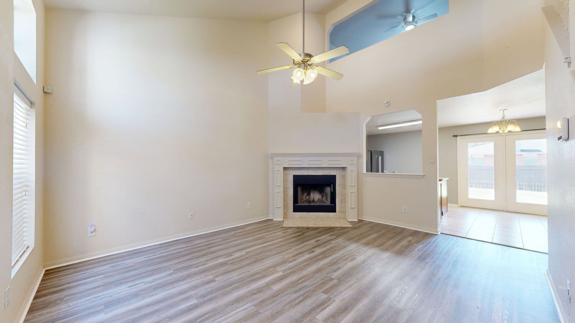 3500 Catalina Drive 6 of 23