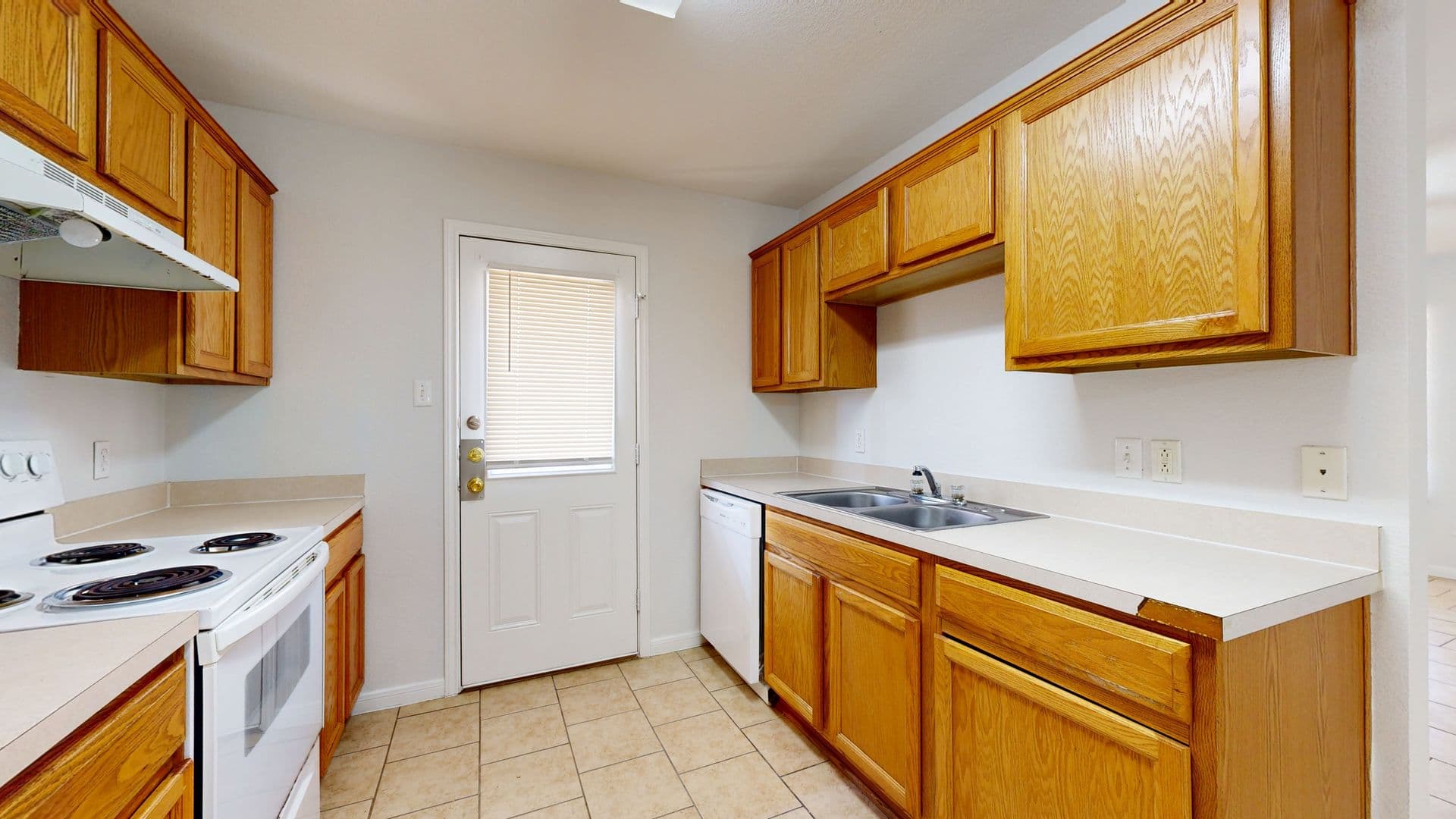 316 Cedar Ridge #B 10 of 17