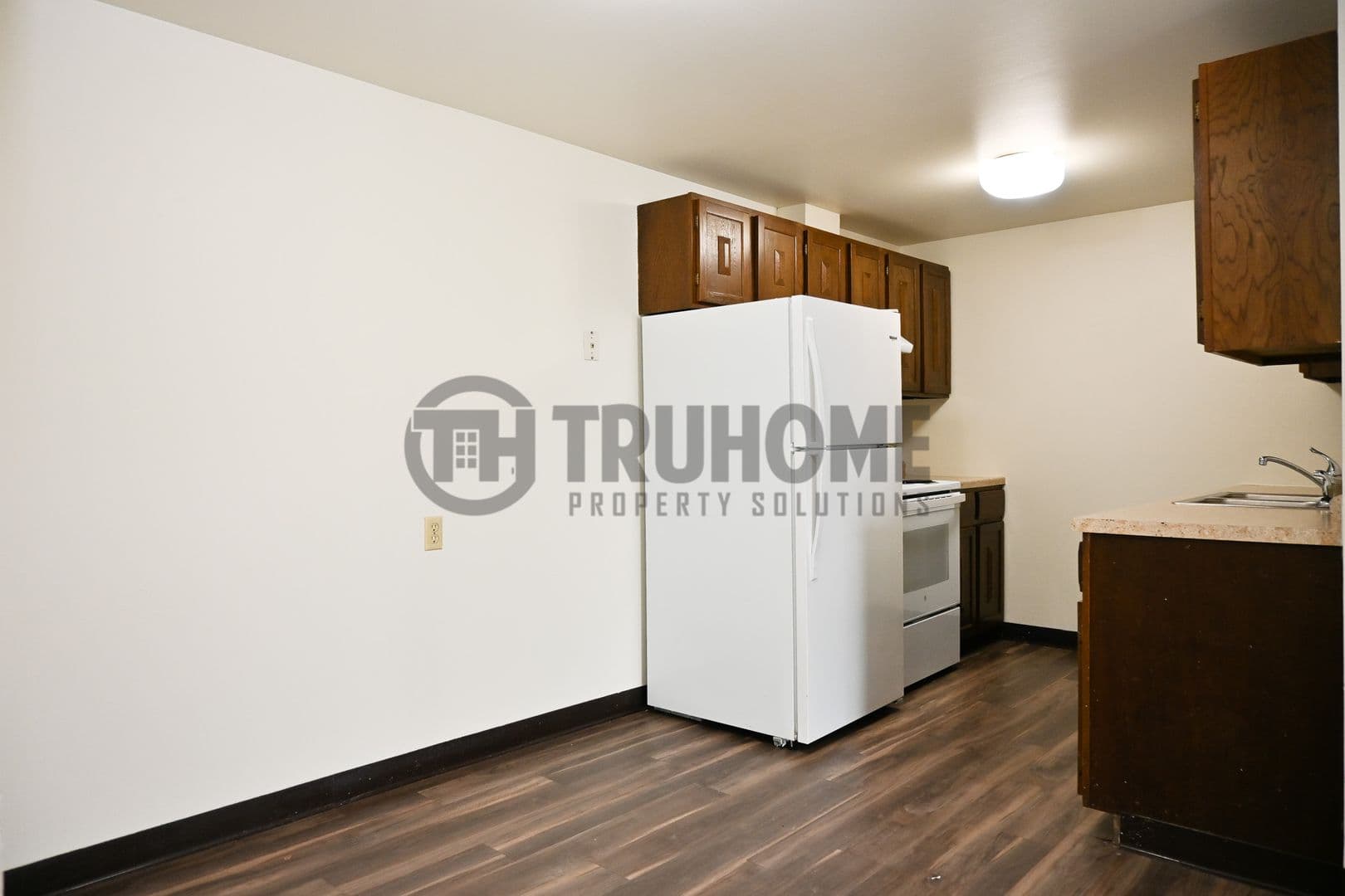 Gallery Apartments 4 of 12