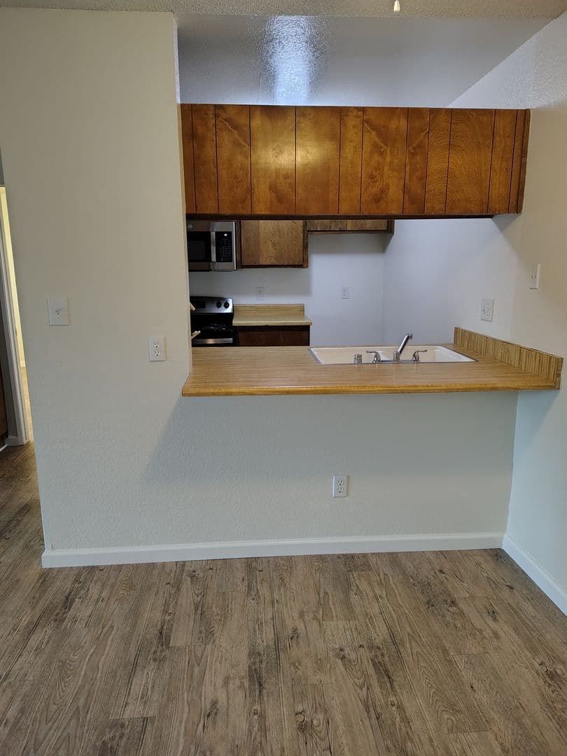 College View Apartments 4 of 23
