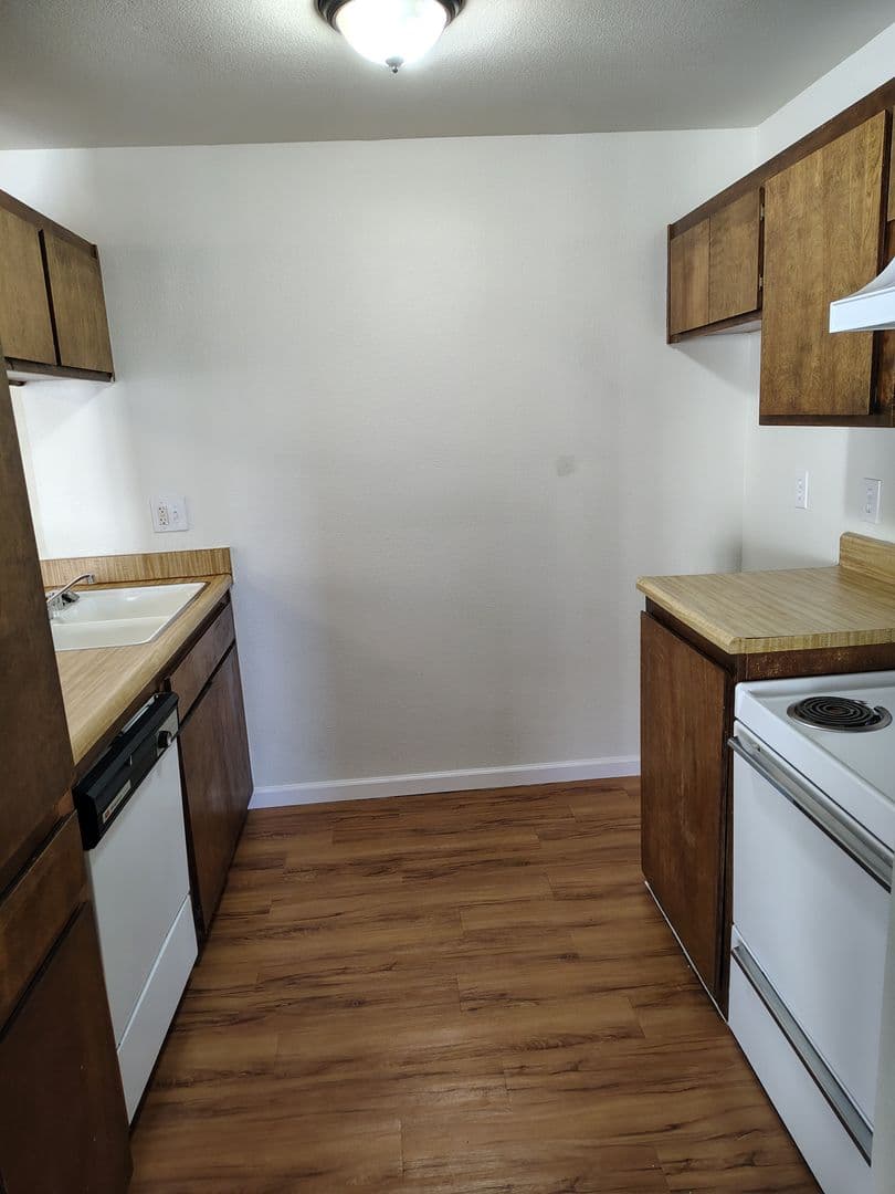 College View Apartments 4 of 44