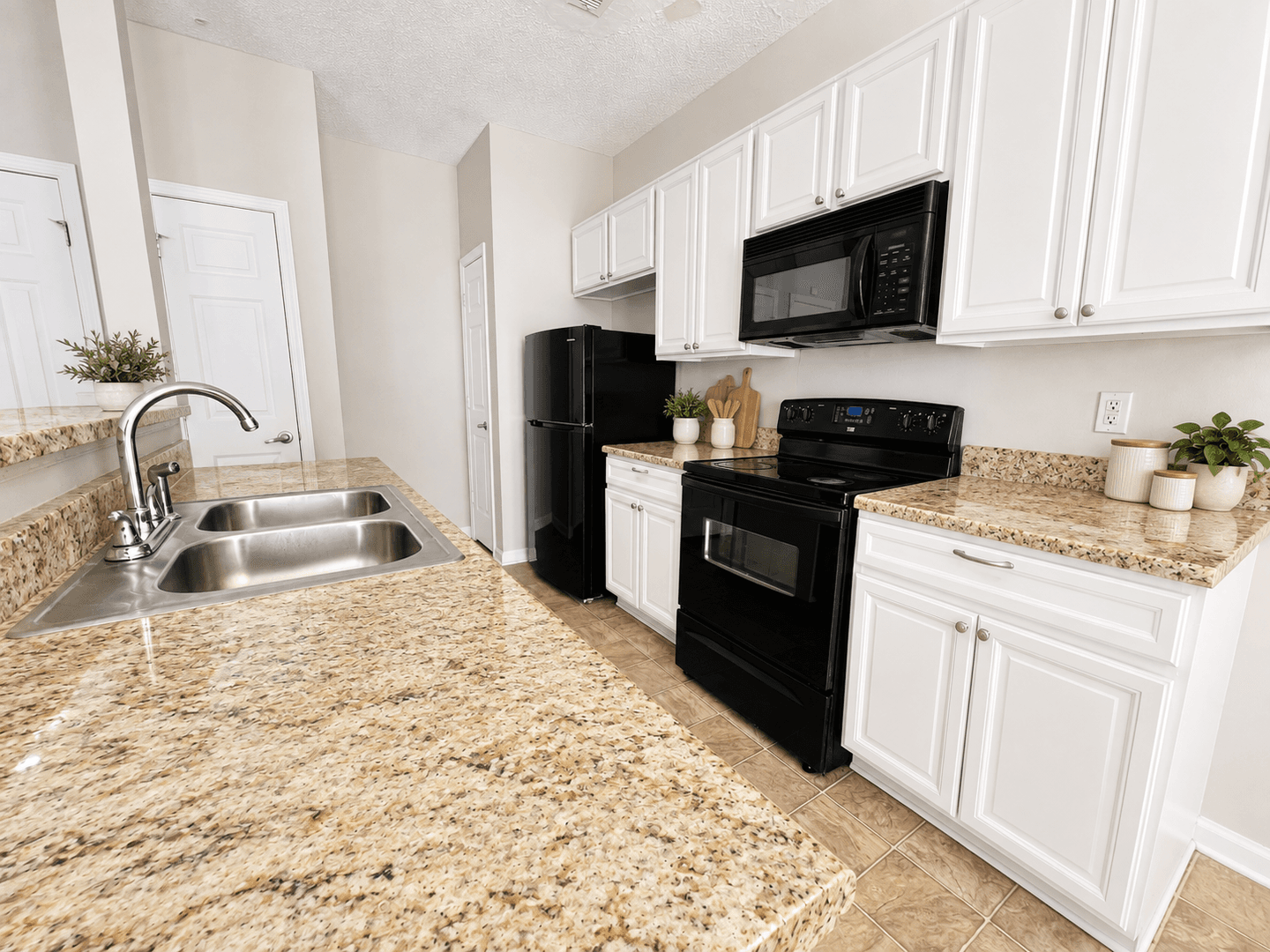 4956 Wexford Trail 3 of 9