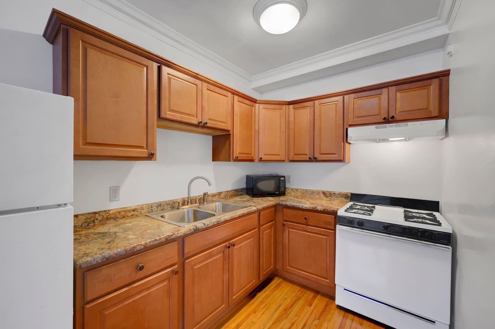 Garfield Apartments 3 of 5