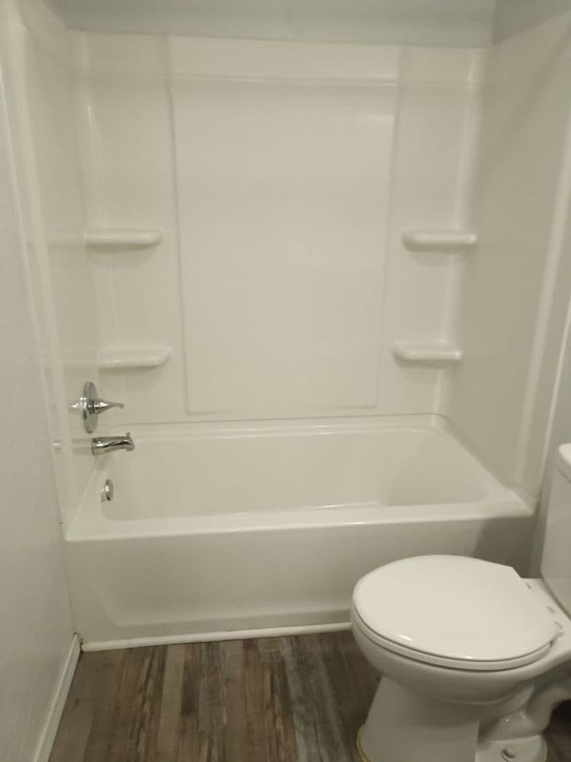 6111 Klein Apartments 1-28 7 of 13