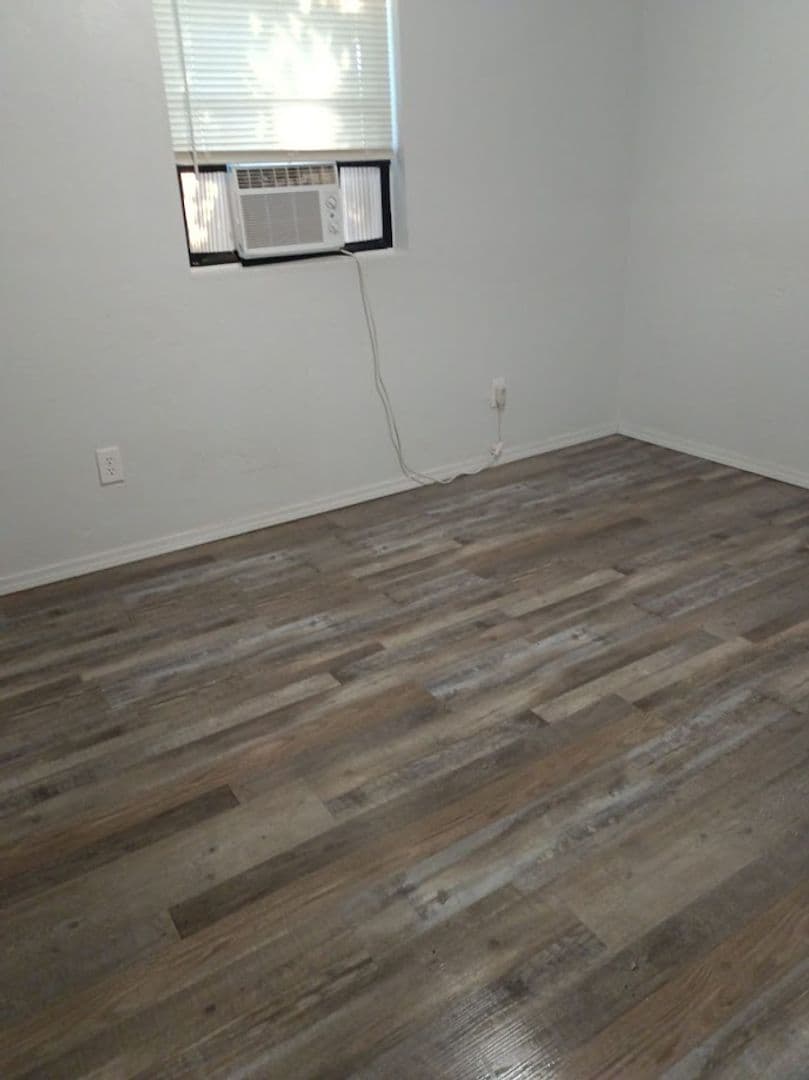 6111 Klein Apartments 1-28 8 of 13