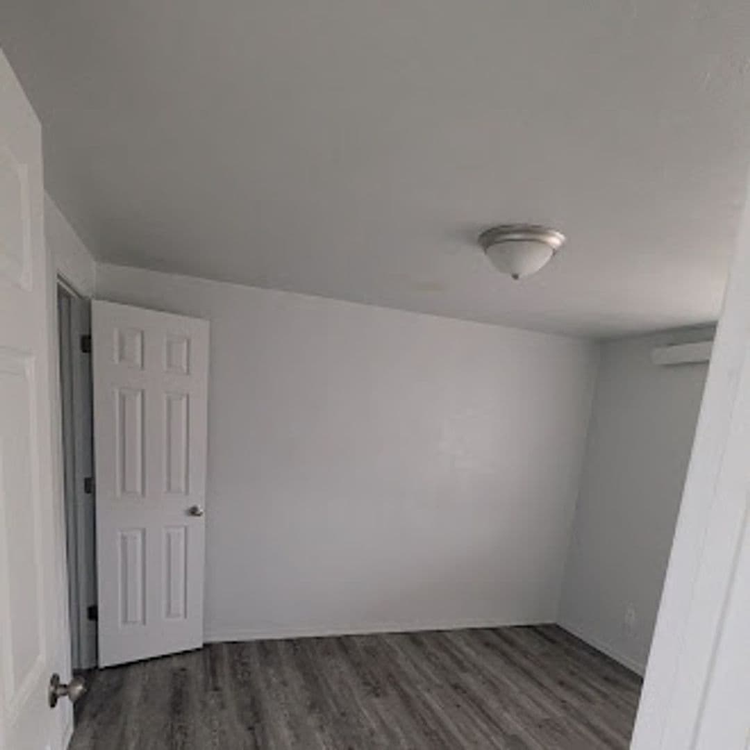 6111 Klein Apartments 1-28 8 of 12