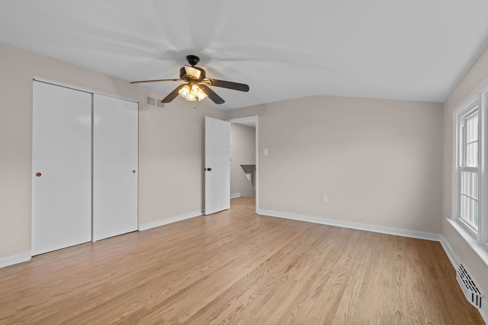 131 Kipling Dr 25 of 36