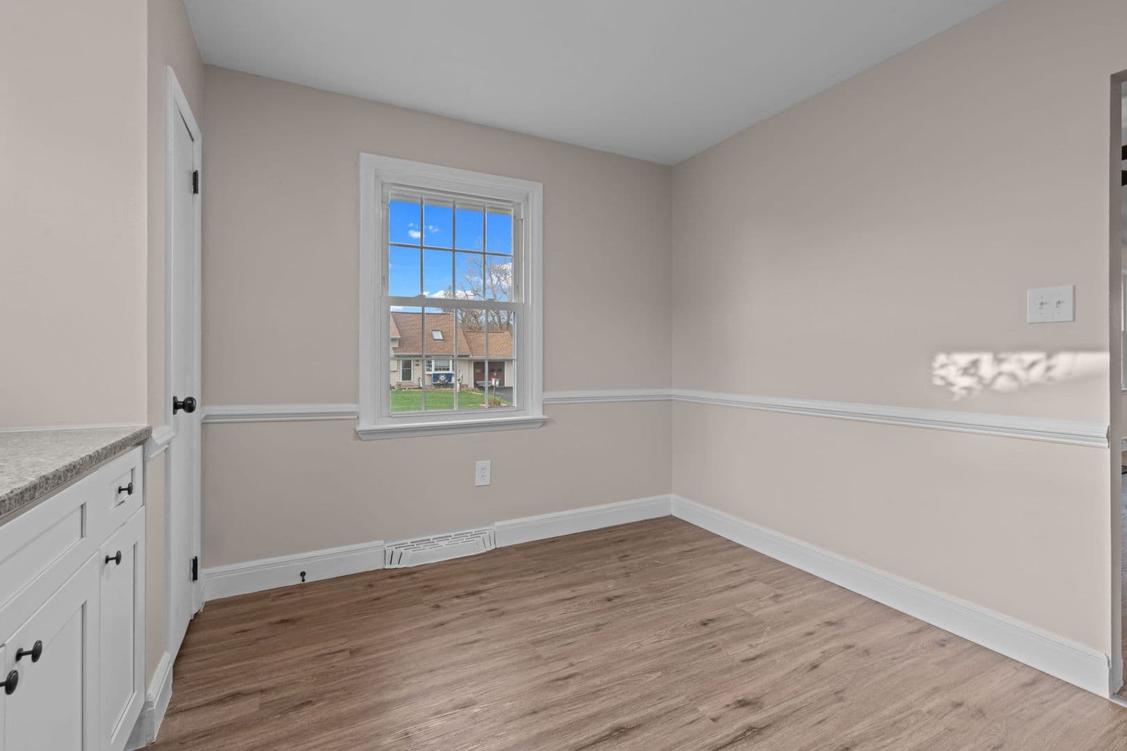 131 Kipling Dr 11 of 36
