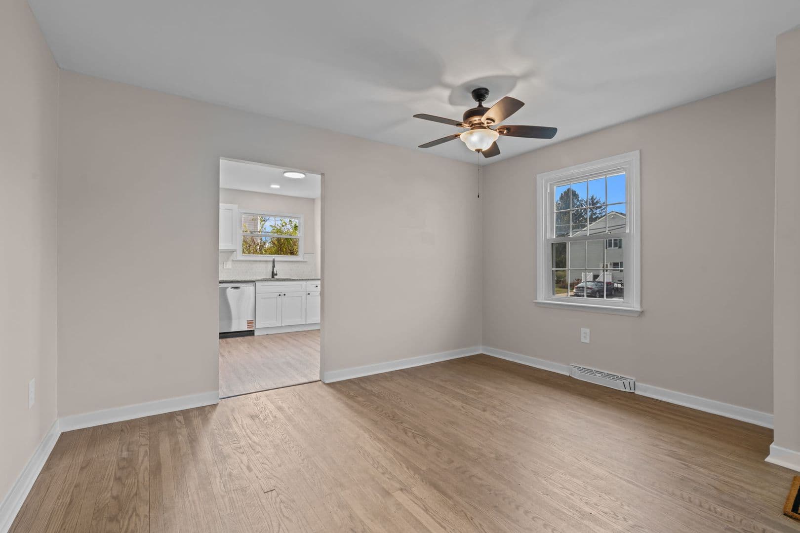 131 Kipling Dr 8 of 36