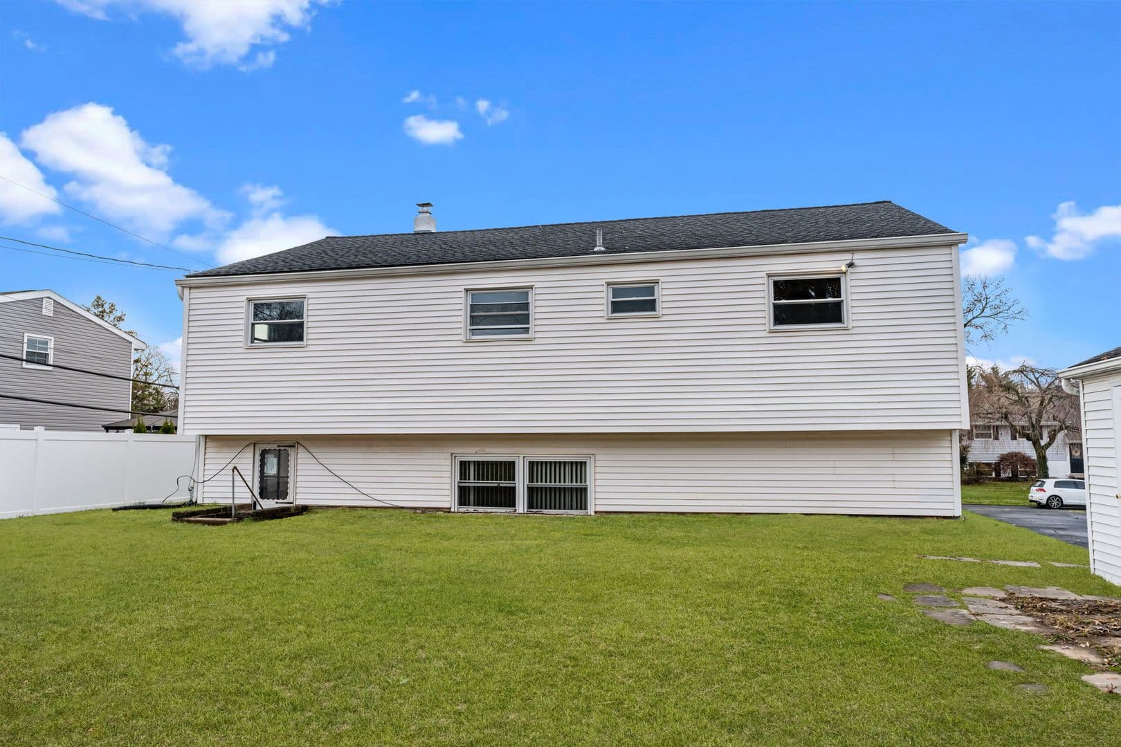 131 Kipling Dr 34 of 36
